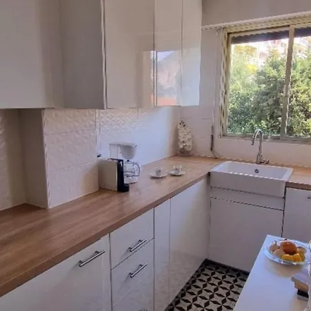Bright And Central Studio In Beaulieu-sur-Mer